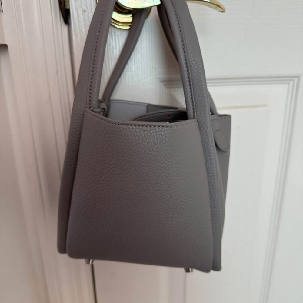 Stylish Gray Handbag
